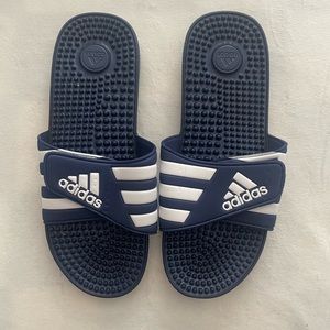 Adidas Men’s adissage slides dark blue/white